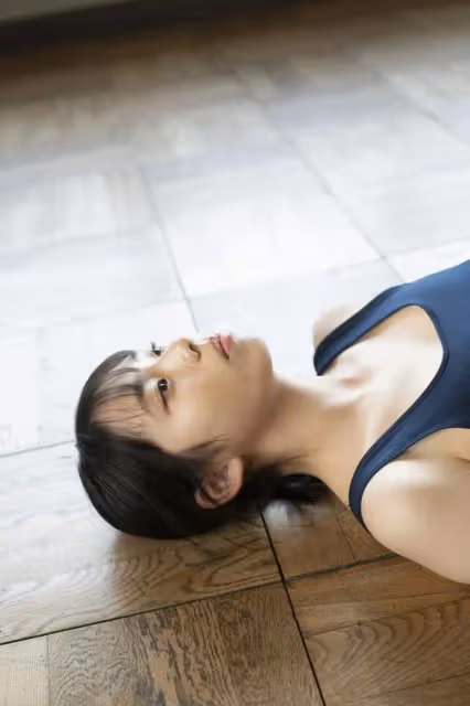她越冷靜,我越不冷靜