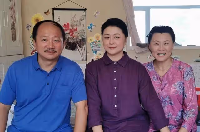 無兒無女的於月仙:車禍去世一年後,丈夫張學松的選擇讓人淚目