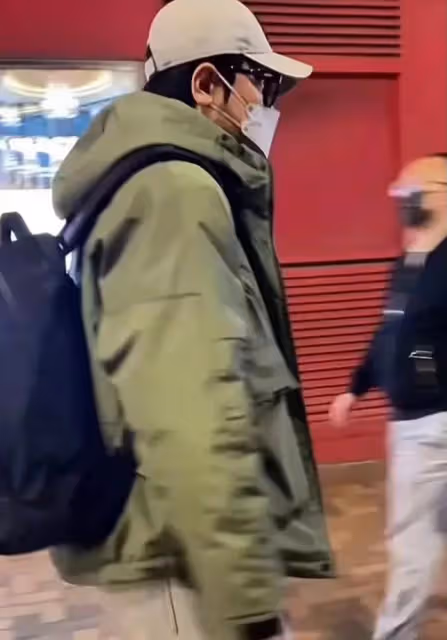 羅嘉良：帶妻女返港看望親人，為了方便照顧妻女，選擇在北京定居