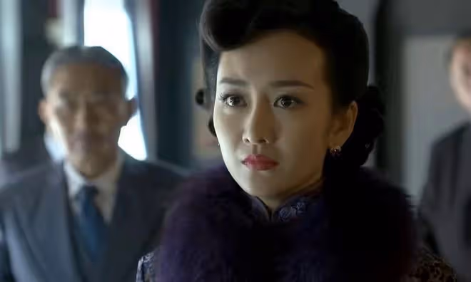 曝某民國劇主演關係混亂，多位女演員與導演好過，《偽裝者》躺槍