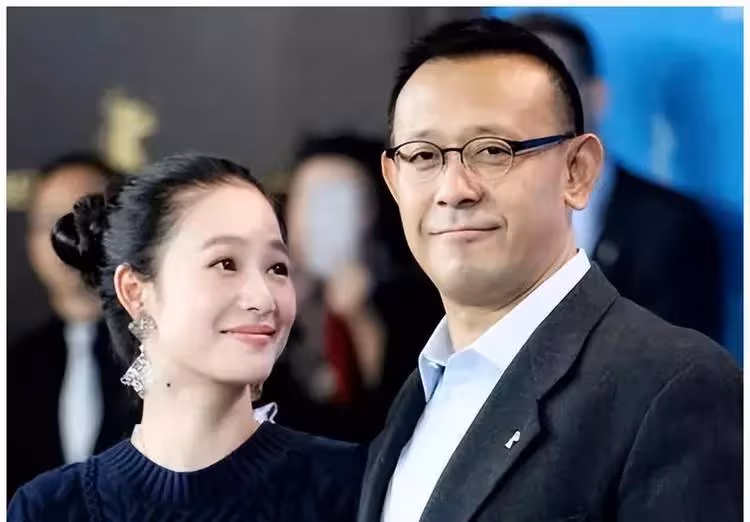 4個「假戲真做」的女明星,戲都還沒殺青,就已經懷有4個月身孕