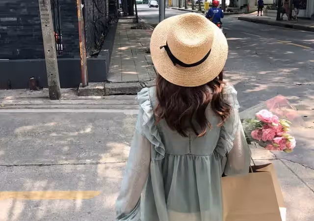 兩個姑姐和弟媳都要回家過年,婆婆讓我回去做飯,我卻打算回娘家