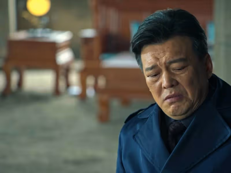 《狂飆》首播大爆:躲過了張譯,卻被62歲男五號給驚艷了
