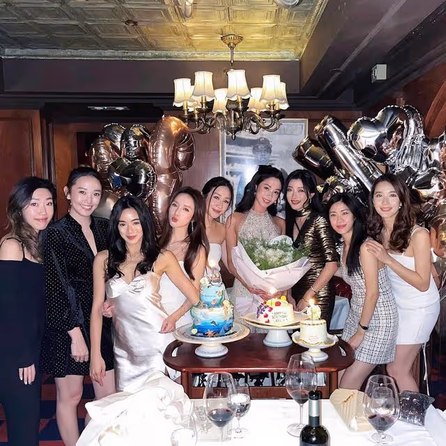 TVB仙氣女神露玉背迎30歲,現實中家底豐厚,自己創業開兩店