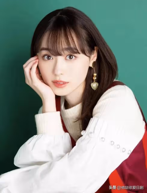 如水如痴如醉，從童星到演員，大眼睛的福原遙，美和知性成熟並存