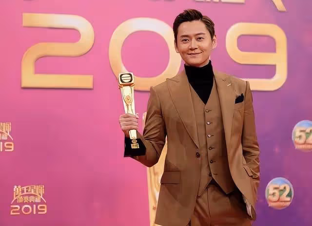 突發!TVB知名男星拍戲受傷當場見血,緊急送醫縫合7針恐破相