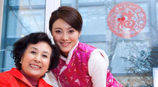 「兒媳,小姑子生孩子了你去伺候吧」,兒媳聽完直接去了三亞旅遊