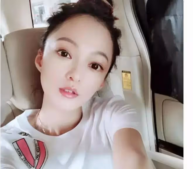 張韶涵被親媽造謠吸毒,捲走1億資產,沉寂10年,如何逆風翻盤!
