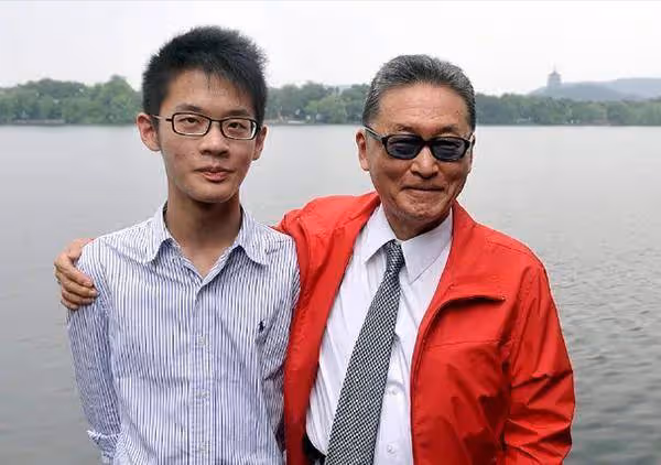 李敖之子李戡:劍橋博士畢業31歲無正經工作,三句不離「我爸」