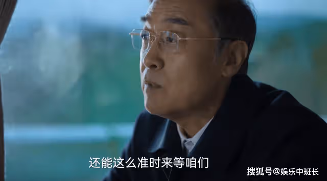 突兀的眉毛,對不上嘴的台詞,《狂飆》憑什麼能成王炸劇?