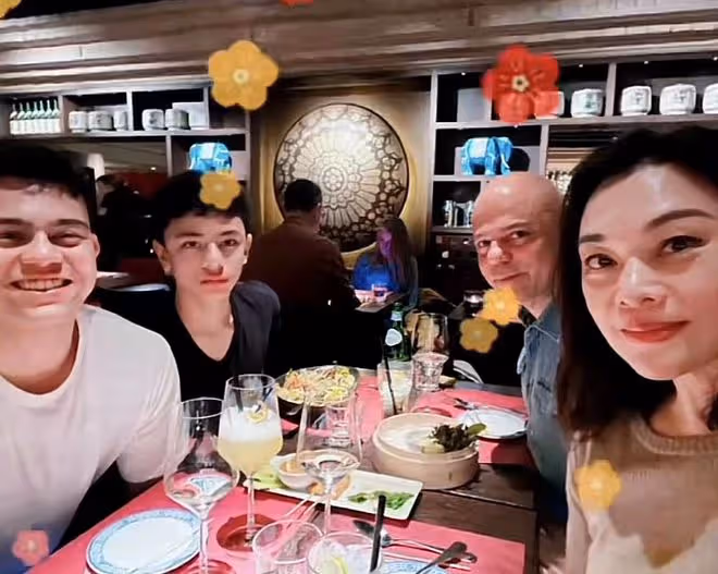 史可一家瑞士慶小年！混血大兒子壯碩小兒子顏值高，吃老乾媽搶鏡