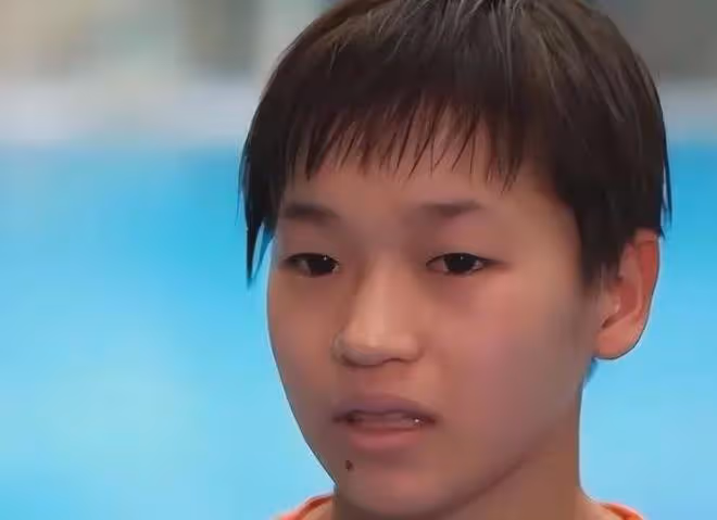 消費全紅嬋的人氣？全紅嬋全家開直播賺錢，網友：別給紅姐添麻煩