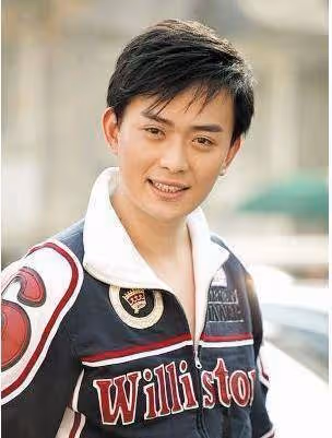 黃海冰:被稱古裝男神,4次拒絕瓊瑤邀戲,今身材發福淪為配角