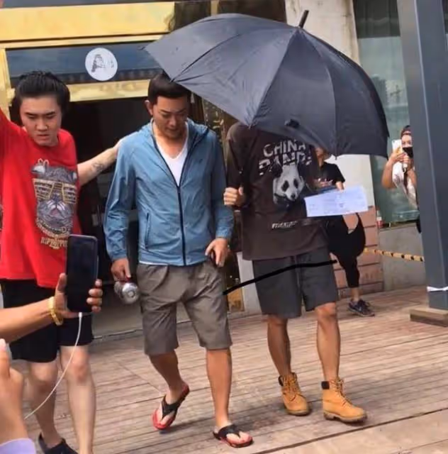 黃海冰:被稱古裝男神,4次拒絕瓊瑤邀戲,今身材發福淪為配角