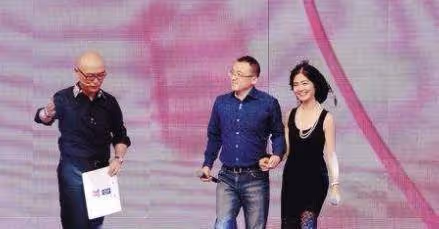 非誠勿擾:51歲阿姨被34歲小伙「抱」走,時隔五年,現狀讓人感慨