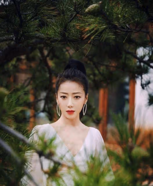陳紫函,嬌美而不失性感,性感而不失知性,知性而不失女人味