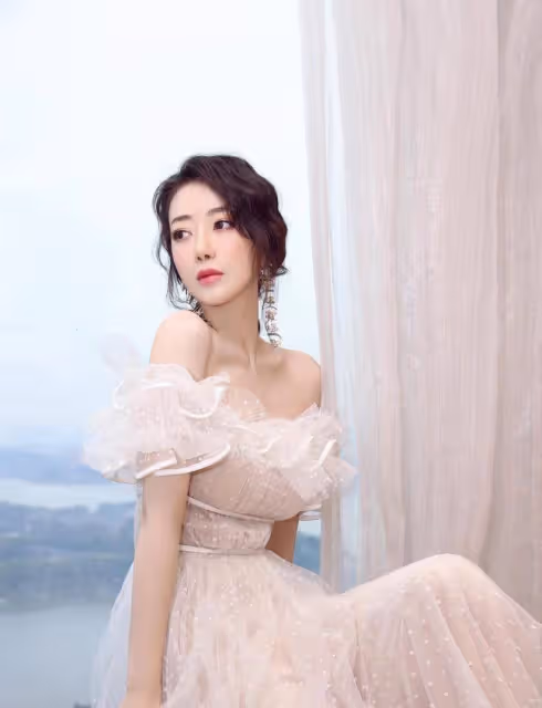 陳紫函,嬌美而不失性感,性感而不失知性,知性而不失女人味