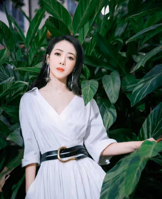 陳紫函,嬌美而不失性感,性感而不失知性,知性而不失女人味