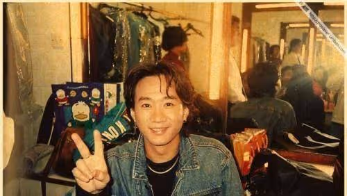走出30平米破屋,巔峰時刻卻隕落,「搖滾神話」黃家駒的坎坷一生