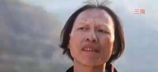 被計程車拒載,長太醜嚇哭女演員,買菜被保安報警,他的人生太難