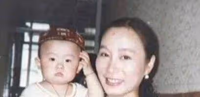 老戲骨奚美娟:高齡產子卻成單親媽媽,20年後與前夫同演一部戲