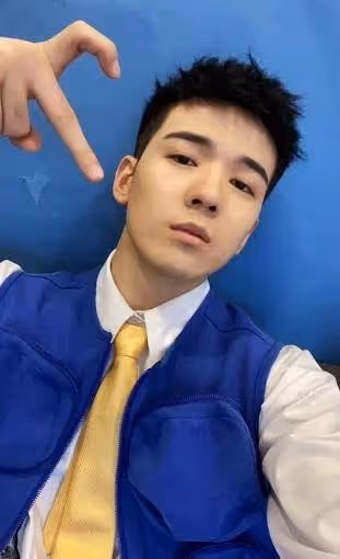 翟天臨後,男星仝卓自曝偽造高考應屆生,是無知,還是炒作?