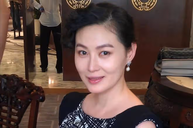2歲最美「潘金蓮」近況曝光，皮膚白皙似凍齡，連發動態感悟多