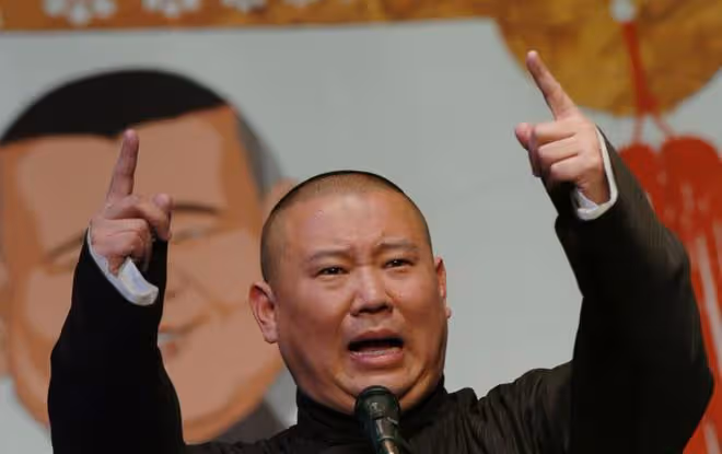 姜昆否認用「三俗」打壓郭德綱：沒有的事，全都是網上炒作的！
