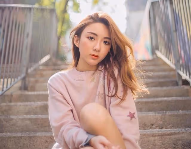 TVB人氣港姐為轉運改名!入行後變富貴,臉越來越僵多次被曝整容