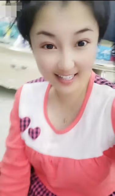 趙本山徒弟胖丫疑離婚!獨帶娃回娘家過年,出獄後和楊樹林少同框