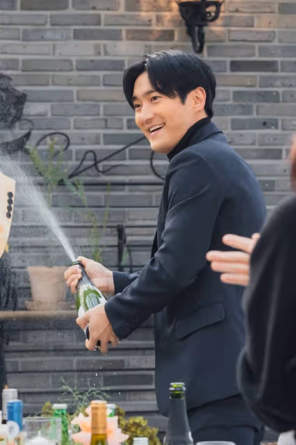 更加豐富的趣味！崔始源出演電視劇《酒鬼都市的女人們2》劇終
