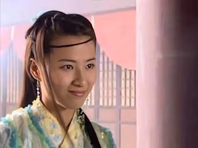 香港知名女星在內地復出賺錢！參加商演被揩油，與丈夫被曝婚變