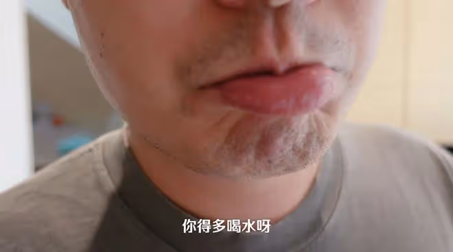 張子萱曬全家福為3歲小女兒慶生，陳赫對妻子撒嬌，對其稱呼好甜