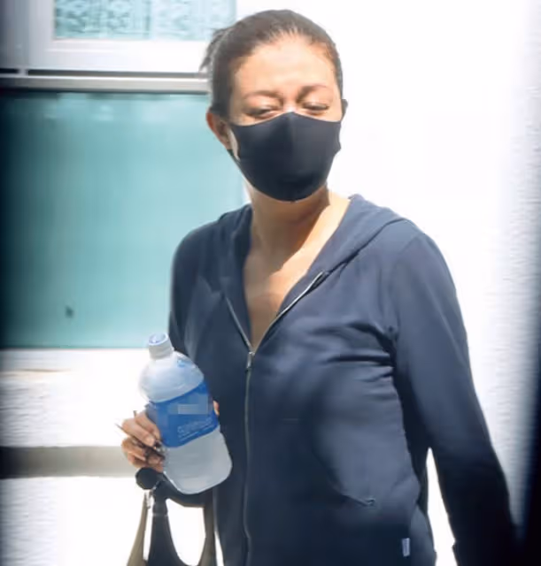 女兒寧願流浪也不回家,吳綺莉春節前夕回內地,在蘇州街頭求偶遇