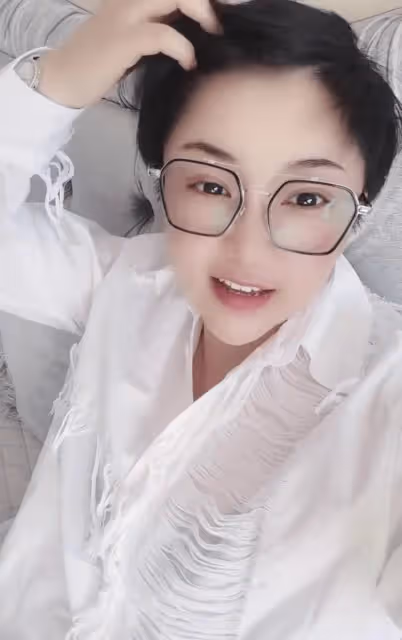 二人轉演員胖丫被疑離婚!獨自帶娃回家過年,與老公楊樹林少同框