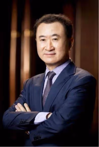 王思聰陷打人風波，王健林事業再發力，王思聰還要父親兜底多久