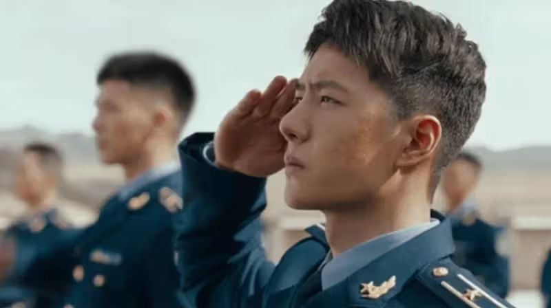 陸劇10位男星「制服殺」！肖戰軍裝帥炸，楊洋、王凱禁慾，王鶴棣空少制服全校公認的帥