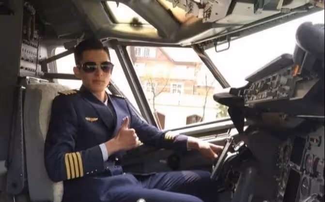 陸劇10位男星「制服殺」！肖戰軍裝帥炸，楊洋、王凱禁慾，王鶴棣空少制服全校公認的帥