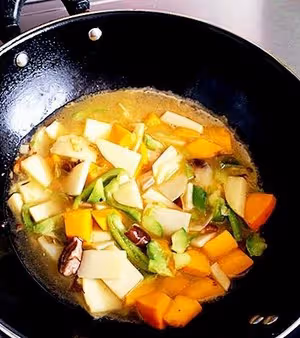 土豆南瓜燴粉條