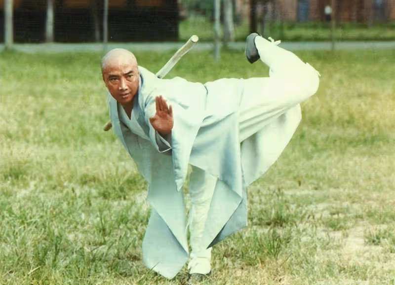 83歲老戲骨于海因病去世！是李連杰吳京的師傅，曾出演《少林寺》