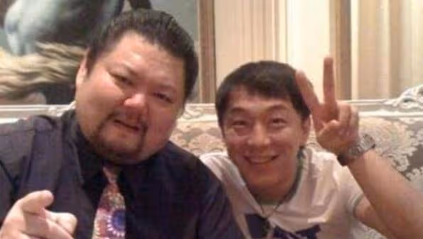 被黃渤捧紅片酬漲到200萬，因長期酗酒猝死，嬌妻改嫁老外很幸福