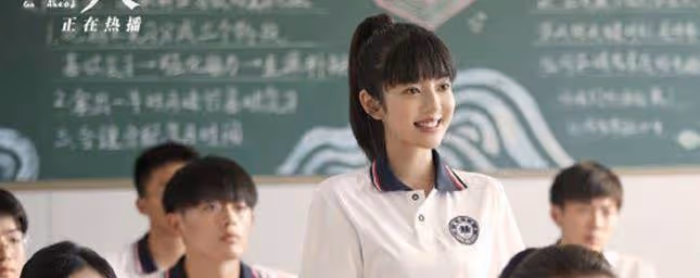 替父還債2億，被父爆料未婚生子，星途隕落，謝金燕的無奈與哀愁