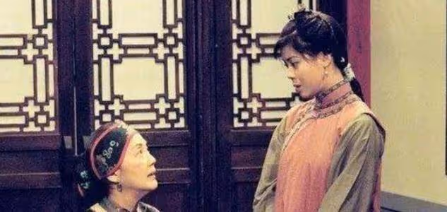 曾經的丹麥天使，被全網禁止整容，6年後看了轉身就想走