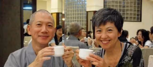 曾比肩趙雅芝卻當紅為愛退圈，結婚24年丈夫出家，今復出無人識
