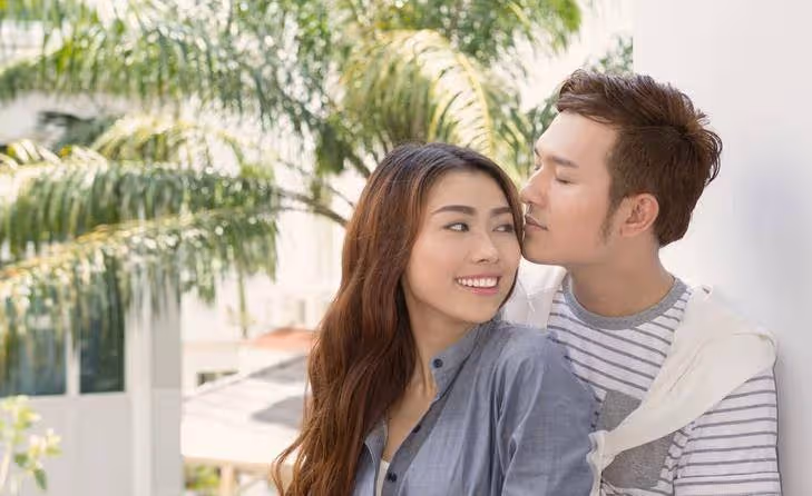 把兒媳當傭人,兒媳提離婚,兒子給兒媳發條簡訊,兒媳樂開懷!