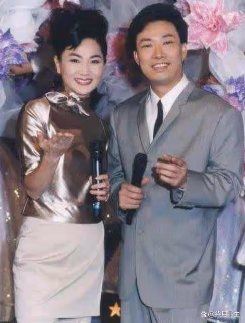 封麥隱退3年後!陳美鳳曝「67歲費玉清私生活」深感佩服 秀場1舉動「值得全演藝圈學習」,告別初戀後至今單身,因何封喉?