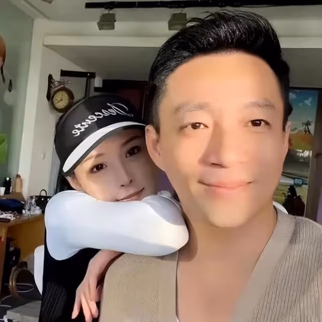 張穎穎逼婚汪小菲，給其備註纏人精，分手後還賣慘遭張蘭怒懟