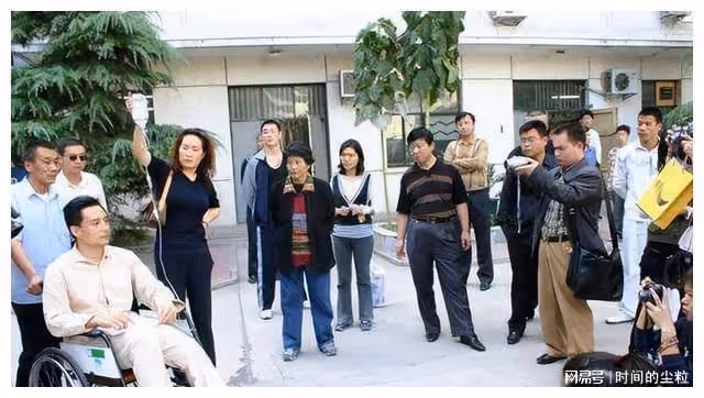 周潤發打得人膽顫,謝霆鋒把人打住院,是真敬業還是借戲「霸凌」