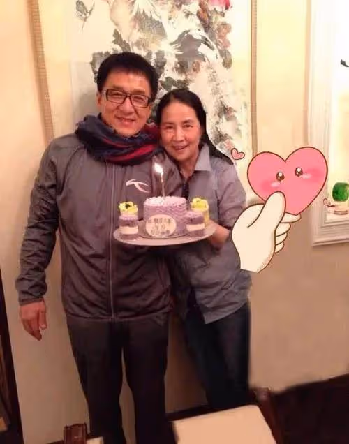 吳綺莉:春節一個人帶貨不提及女兒,滿屏尷尬卻說不後悔走過的路