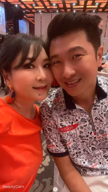 失婚仍是好友!張秀卿前夫神隱16年突現身「與淑女同進同出」關系親密,驚人近況曝光